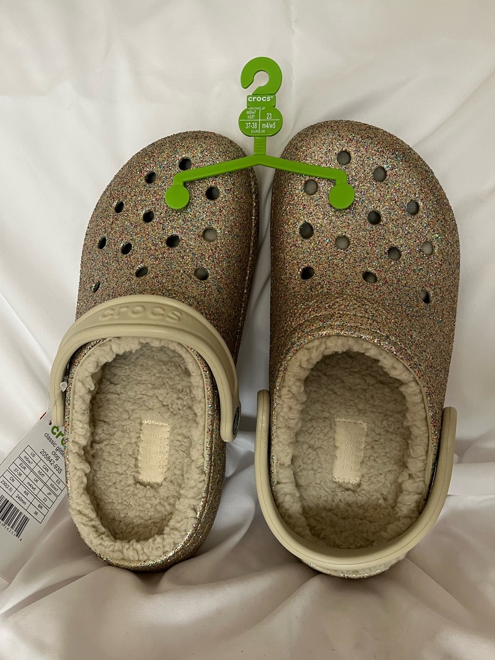 NWT Crocs Women’s Classic Gold Glitter Lined Clogs (sz 7)